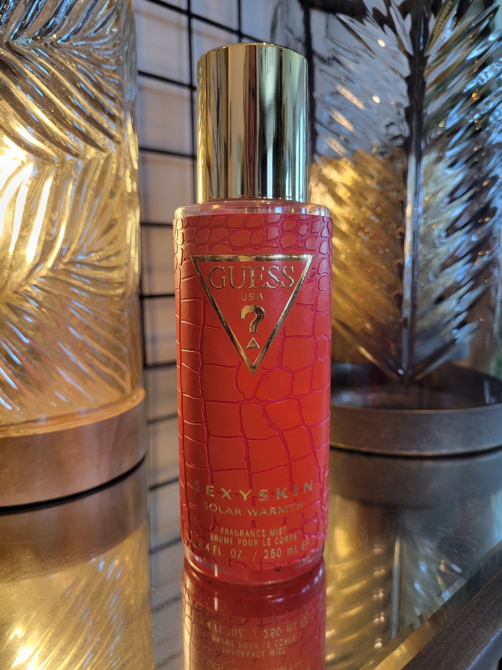 Guess Sexy Skin Solar Warmth Fragrance Mist Body Spray Buckle